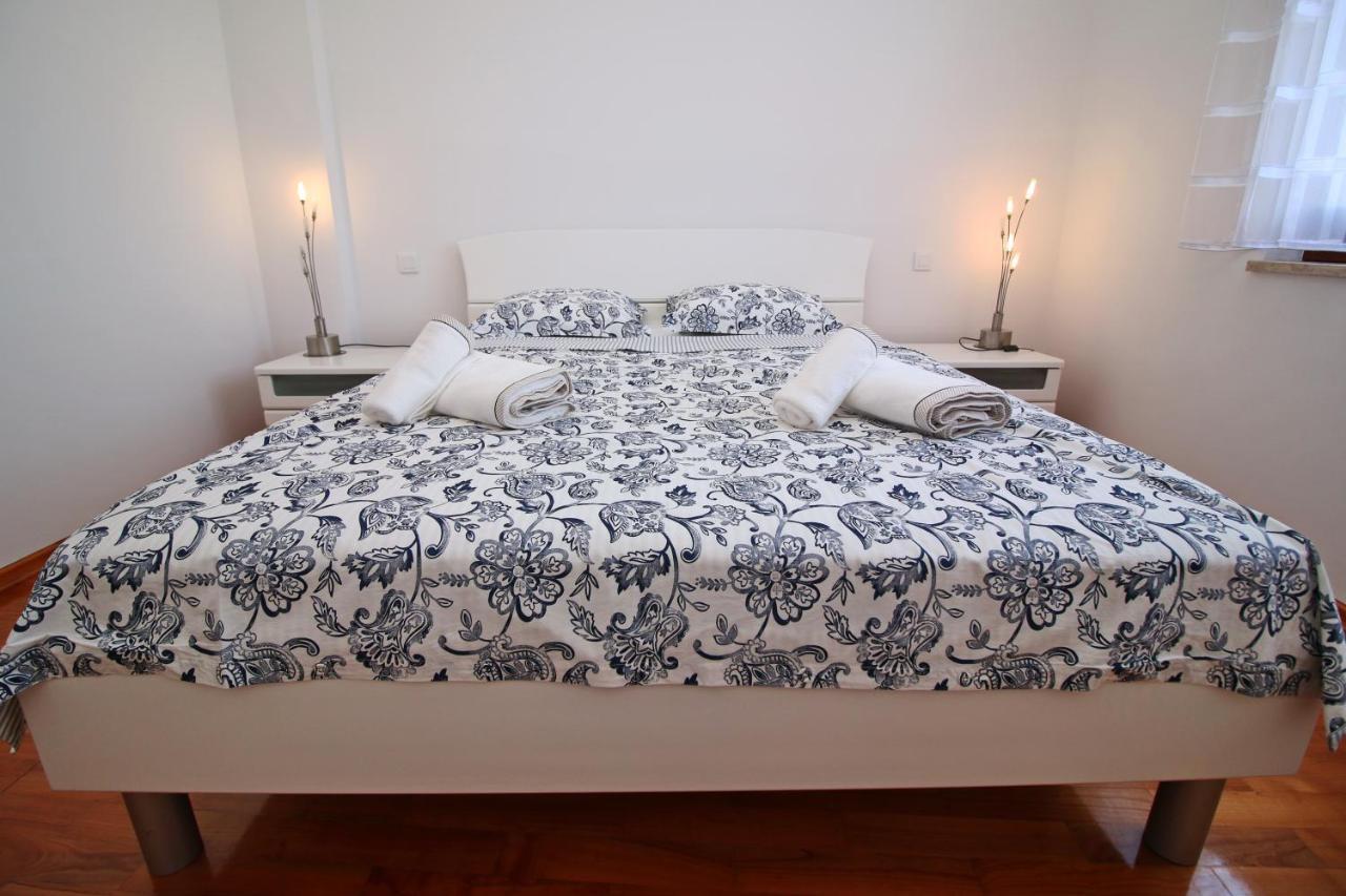 Polo Apartments Rovinj Buitenkant foto